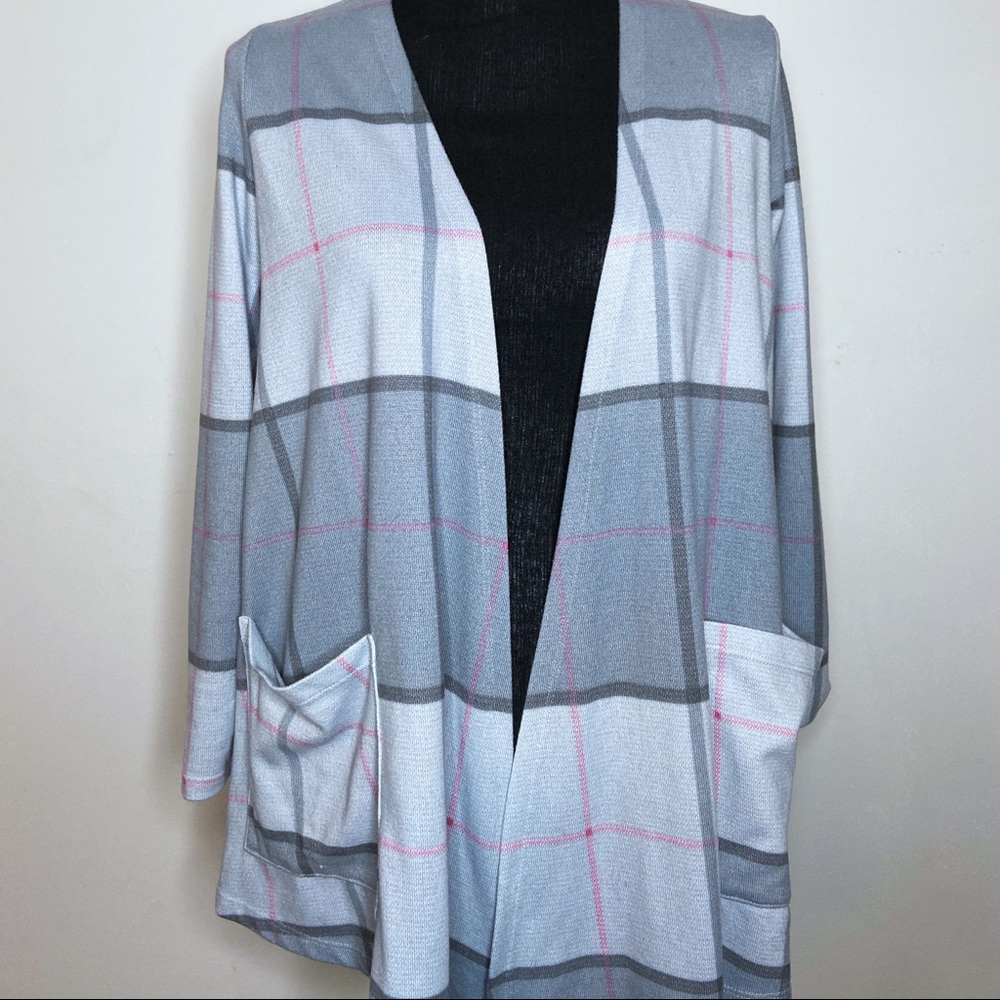 Small LulaRoe Caroline Sweater